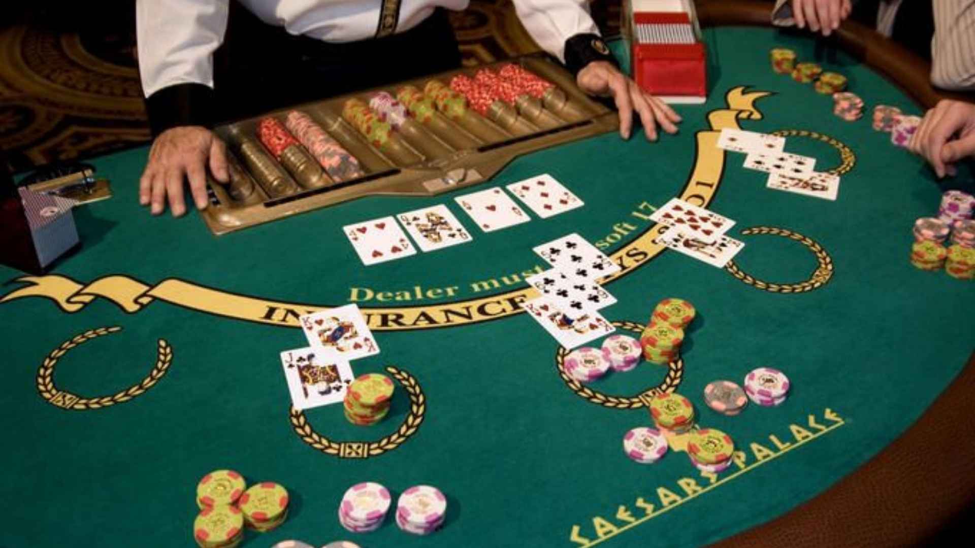 How Negative Assumptions Shape Poker Decisions